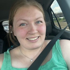 Meet your Posher, Malorie